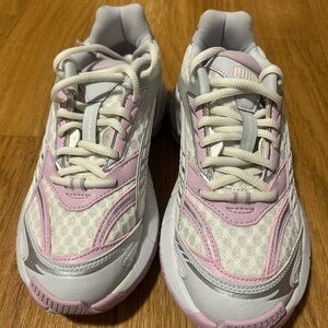 Puma Kids Sneakers - Light Pink and White
